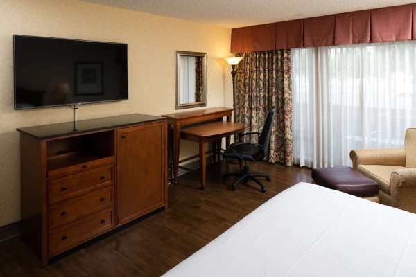 Hotel RED LION REDDING